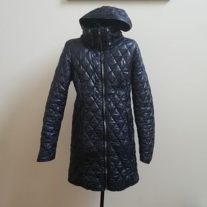 Women's Obermeyer light weight black puffer
